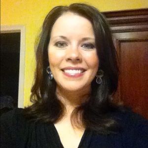 Meet your Posher, Holly